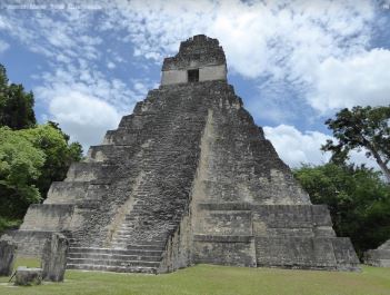 Tikal mayas